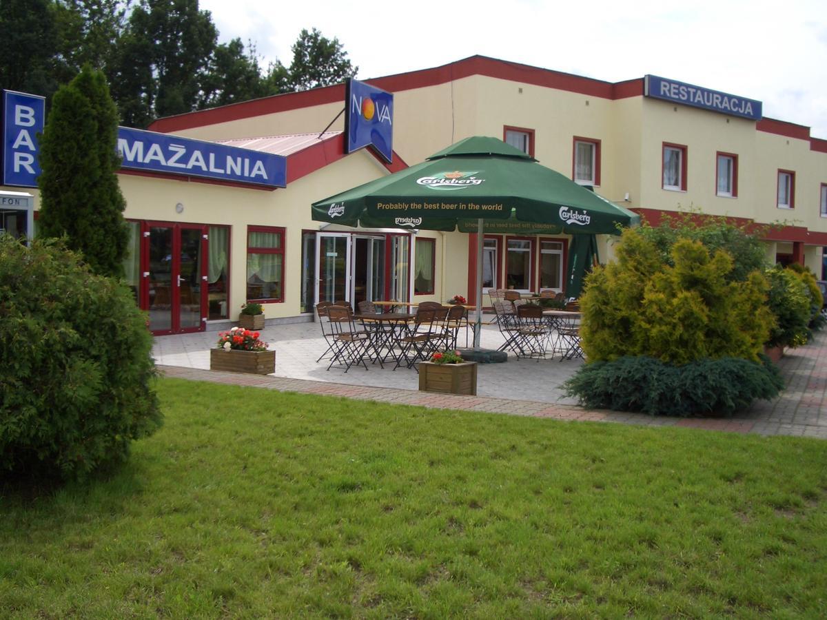 Restauracja - Hotel Nova Skepe Buitenkant foto